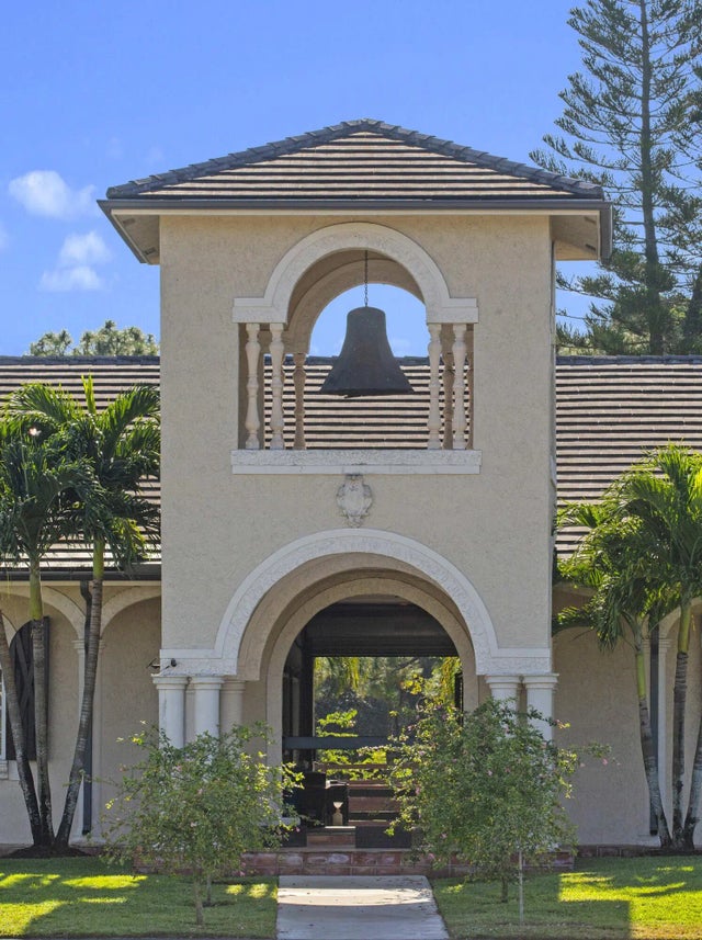 Photo of Listing #R11147357