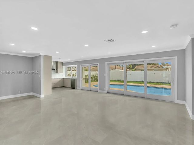 5 of 37 - 2144 Ne 64th Street, Fort Lauderdale, FL