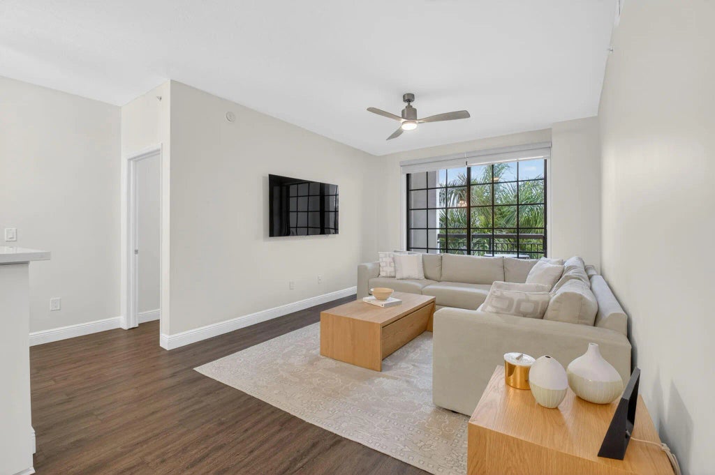 233 S Federal Highway #423, Boca Raton