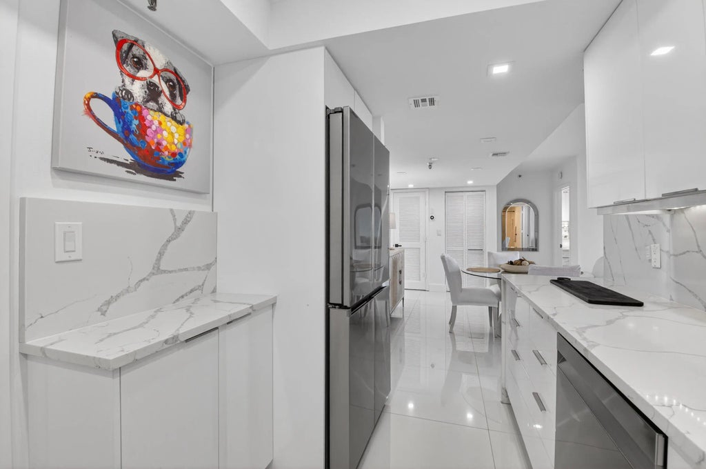 6815 Willow Wood Drive #4083, Boca Raton