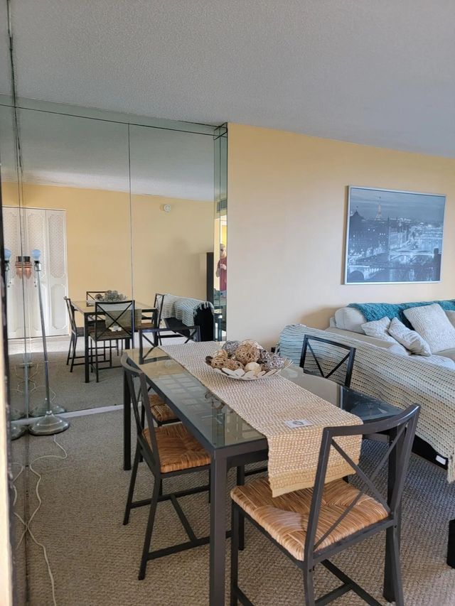 3301 N Country Club Drive #506, Aventura