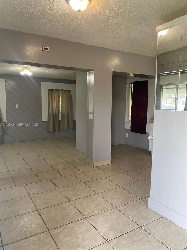 2 of 12 - 172 Nw 29th Avenue, Fort Lauderdale, FL