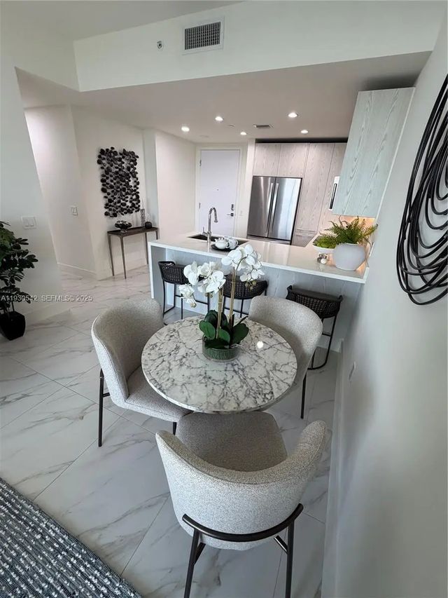 5 of 44 - 2000 Metropica Way #2108, Sunrise, FL