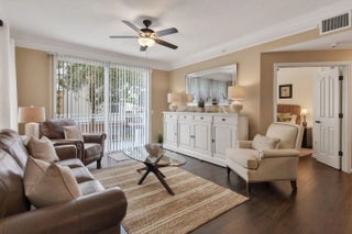 Photo of Listing #R11147665