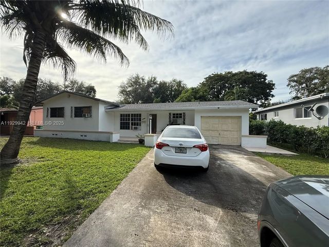 14630 Ne 5th Court, Miami