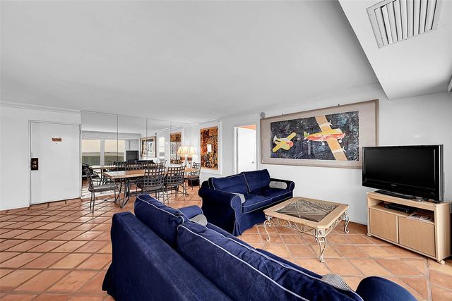 3 of 52 - 2841 N Ocean Boulevard #1801, Fort Lauderdale, FL