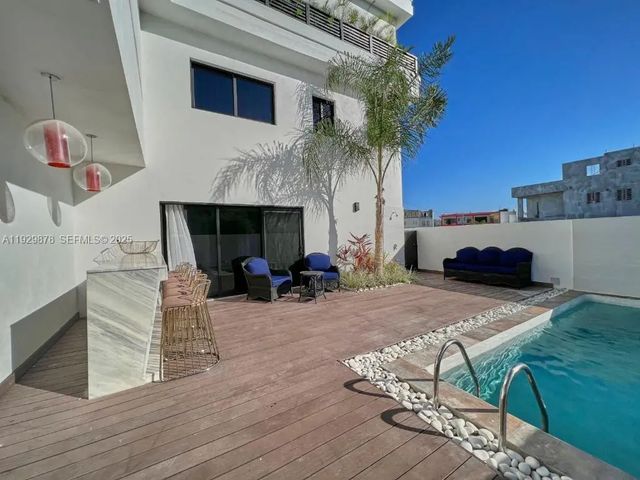 2 of 28 - Calle 1a, Res. Romana, Playa Caleta, La Romana, Rep Dominicana, , 