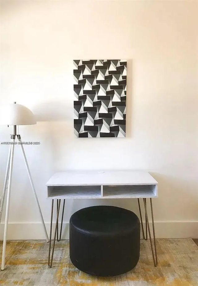 5 of 6 - 1611 Michigan Avenue #21, Miami Beach, FL