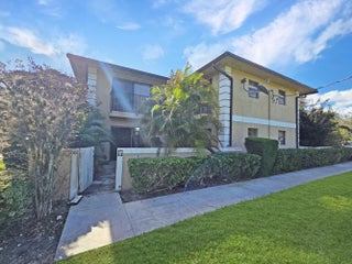 Photo of Listing #R11147700