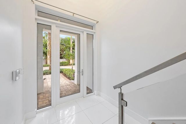 3 of 57 - 112 Water Club Court N, North Palm Beach, FL