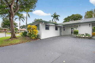 Photo of Listing #R11147745