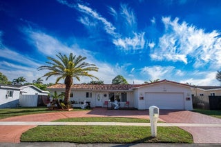 Photo of Listing #F10541168