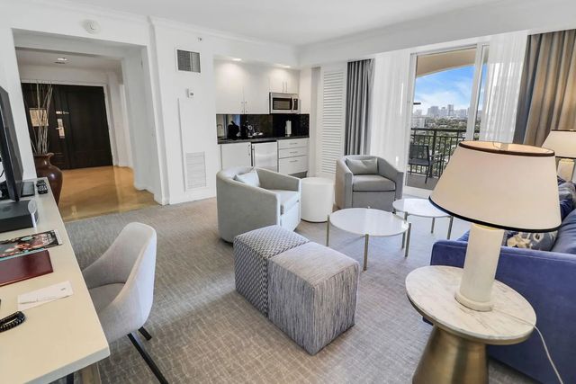 4 of 27 - 601 N Ft Lauderdale Bch Boulevard #1213, Fort Lauderdale, FL