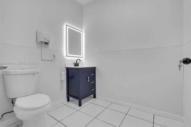 3 of 36 - 8930 Sw 40th Street, Miami, FL