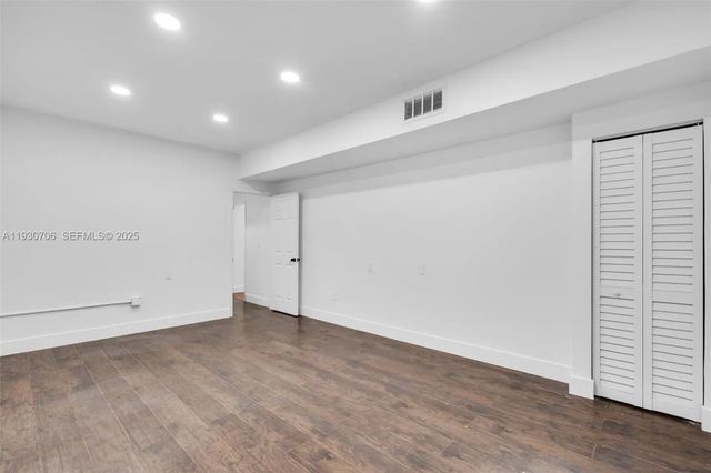 5 of 36 - 8930 Sw 40th Street, Miami, FL