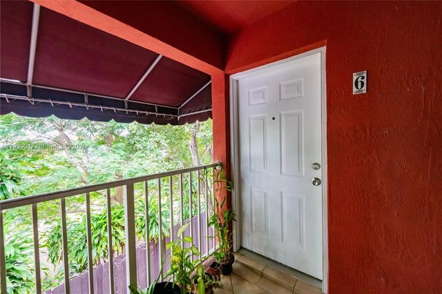 2 of 16 - 63 Nw 17th Place #6, Miami, FL