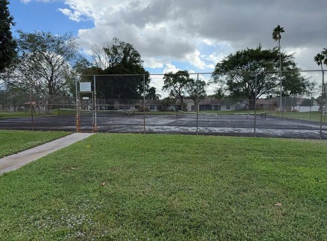 5 of 8 - 5515 Lakewood Circle #125, Pompano Beach, FL