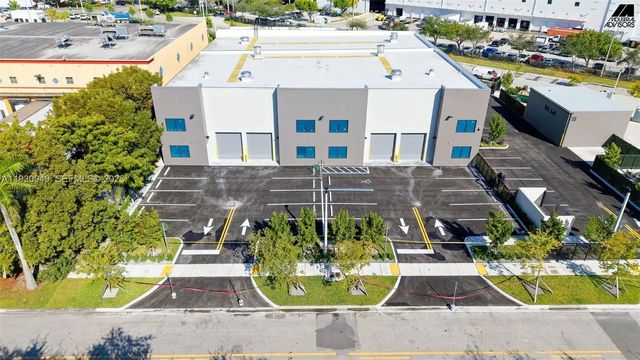 3 of 53 - 10941 Nw 123rd Street, Medley, FL