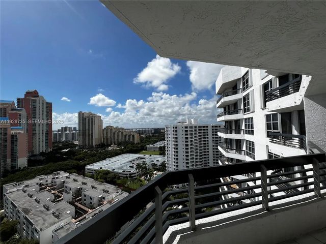 3 of 21 - 3400 Ne 192nd Street #2102, Aventura, FL