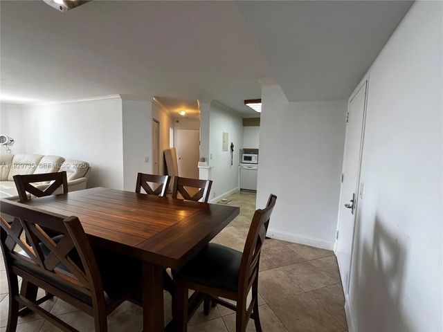 5 of 21 - 3400 Ne 192nd Street #2102, Aventura, FL