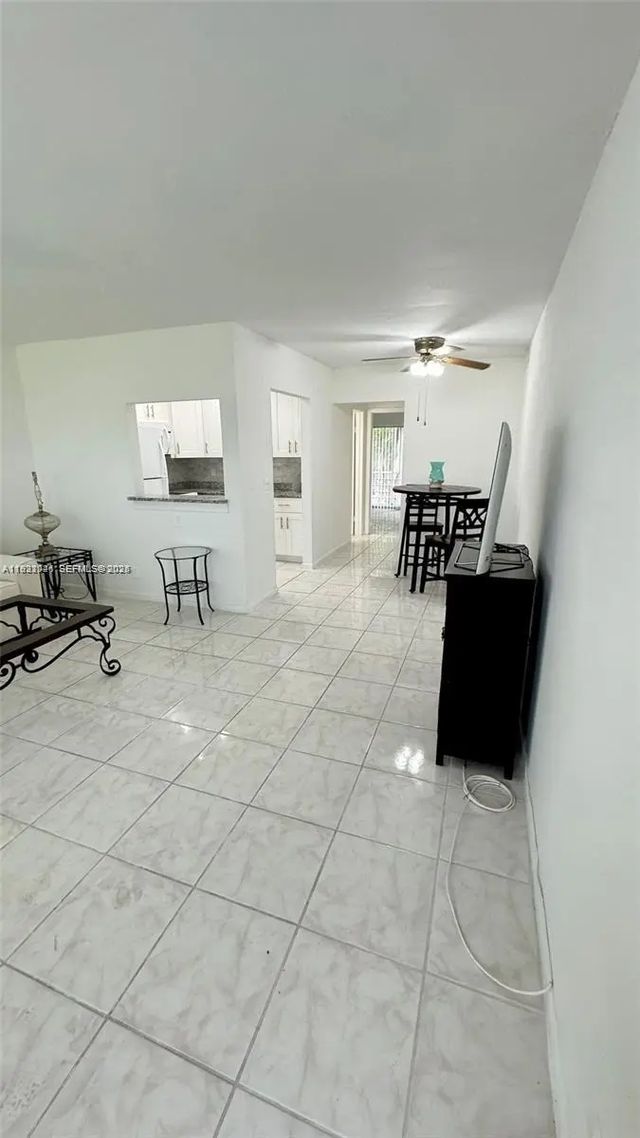 5 of 23 - 163 Coventry G #163, West Palm Beach, FL