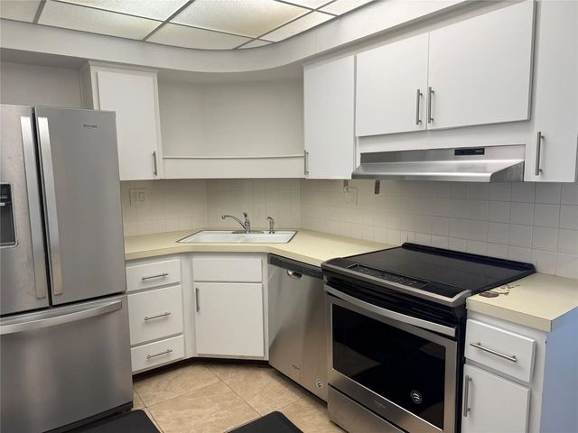4 of 19 - 3200 Ne 36th Street #1117, Fort Lauderdale, FL