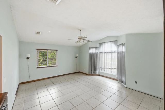 5 of 37 - 381 Sw Lucero Drive, Port St. Lucie, FL