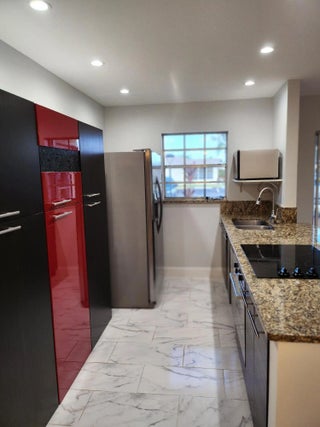 Photo of Listing #R11147872