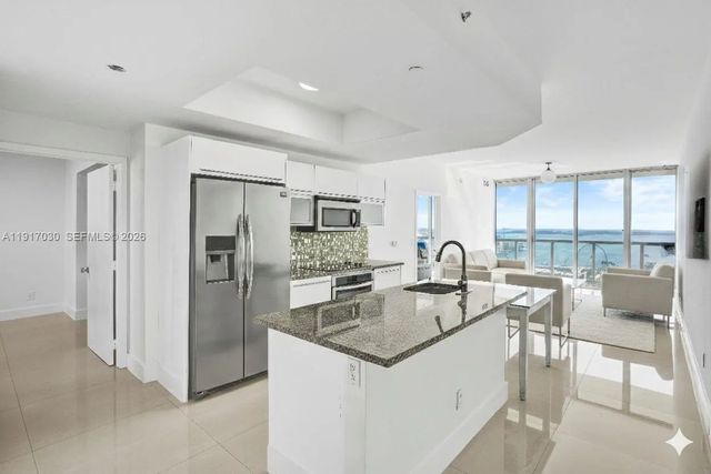 5 of 28 - 888 Biscayne Boulevard #2904, Miami, FL