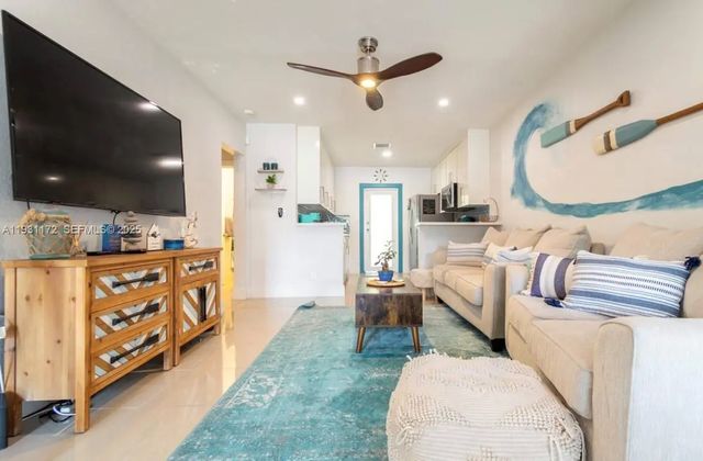 2 of 27 - 1243 Nw 3rd Avenue, Fort Lauderdale, FL
