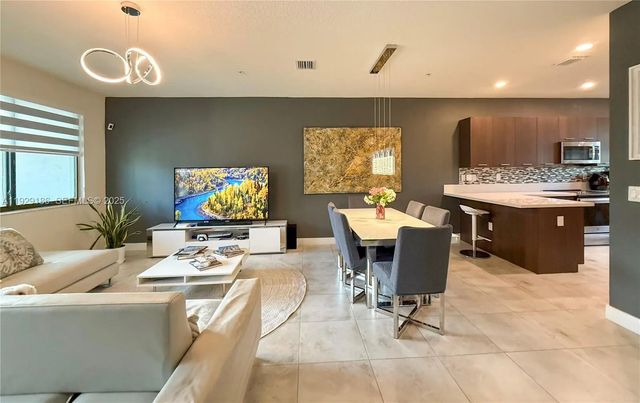 2 of 63 - 4654 Nw 84th Avenue, Doral, FL