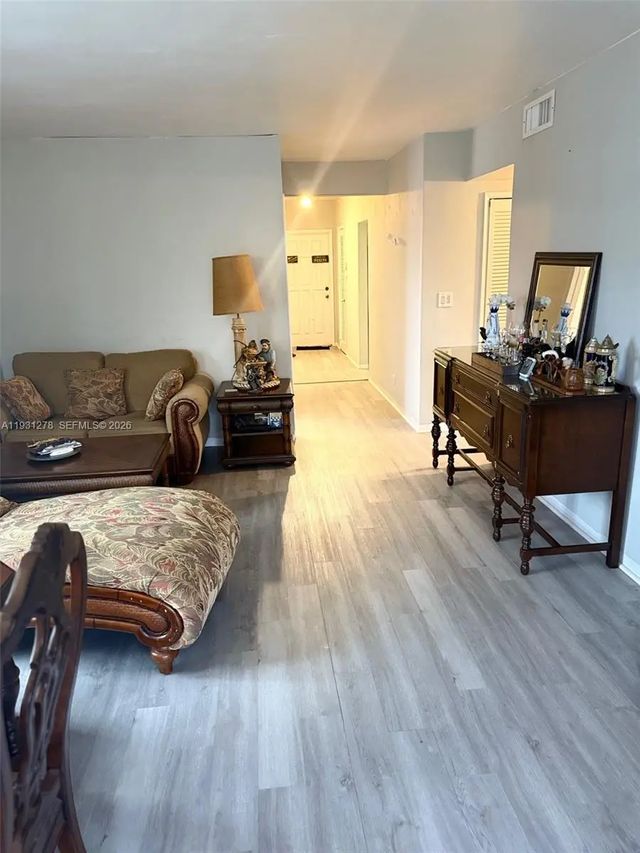 2 of 28 - 1510 Se 15th Street #210, Fort Lauderdale, FL