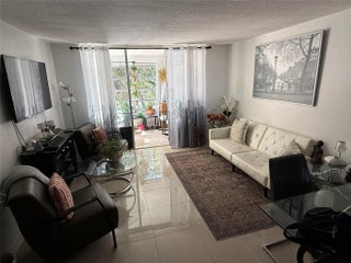 Photo of Listing #F10541326