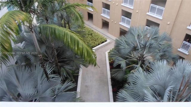 5 of 56 - 7275 Sw 90th Way #g 611, Miami, FL
