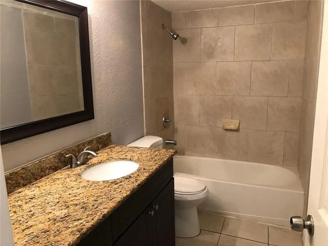 3 of 10 - 1801 Bayberry Drive #1801, Pembroke Pines, FL