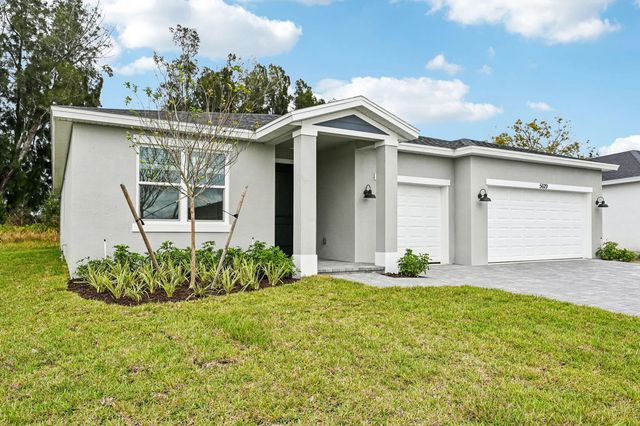 2 of 35 - 5629 Hampton Park Circle, Vero Beach, FL