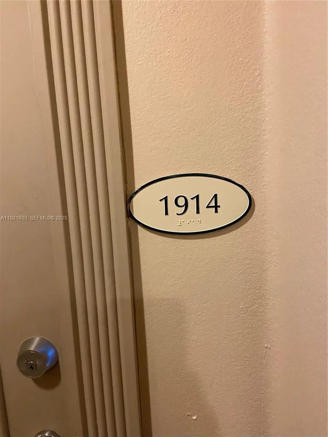 4 of 18 - 3370 Hidden Bay Drive #1914, Aventura, FL