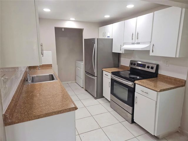 4 of 10 - 8415 Sw 107th Avenue #116w, Miami, FL