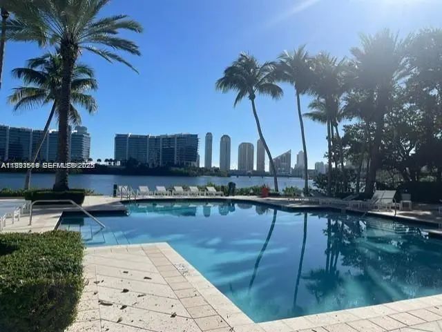 3105 Ne 184th Street #7202, Aventura