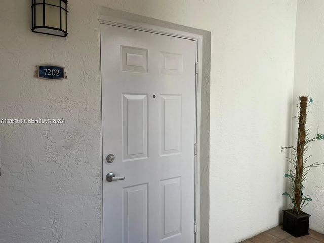 3 of 21 - 3105 Ne 184th Street #7202, Aventura, FL