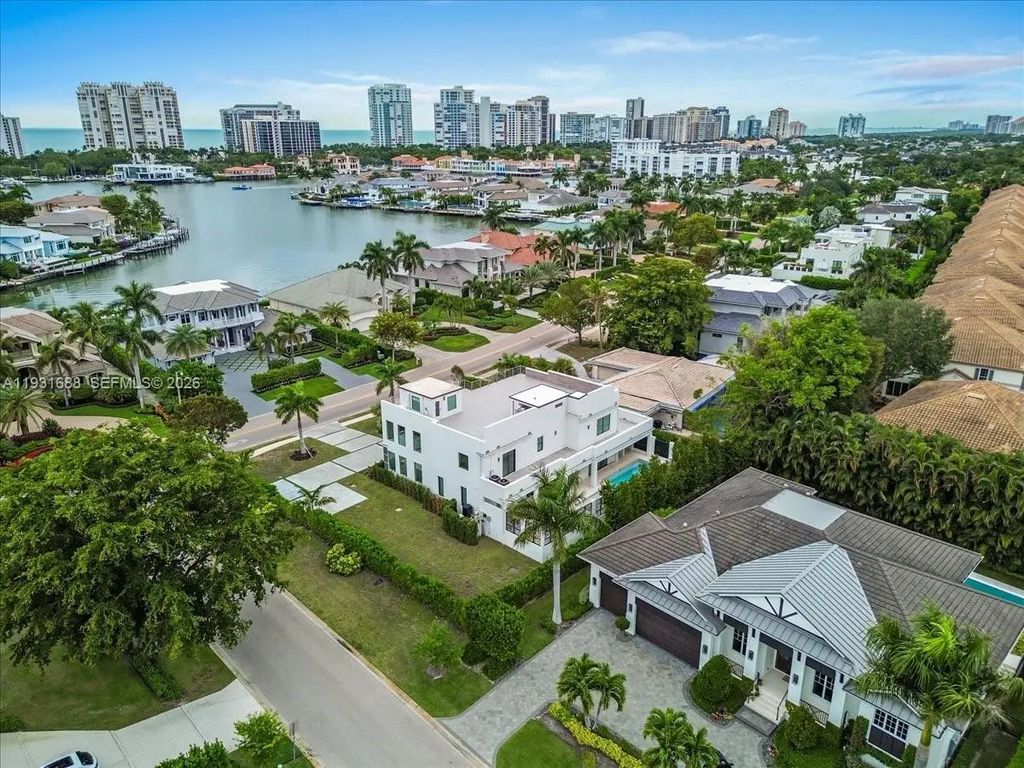 3800 Crayton Road, Naples