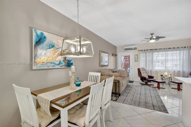 2 of 39 - 800 Sw 10th Terrace #4t, Hallandale Beach, FL