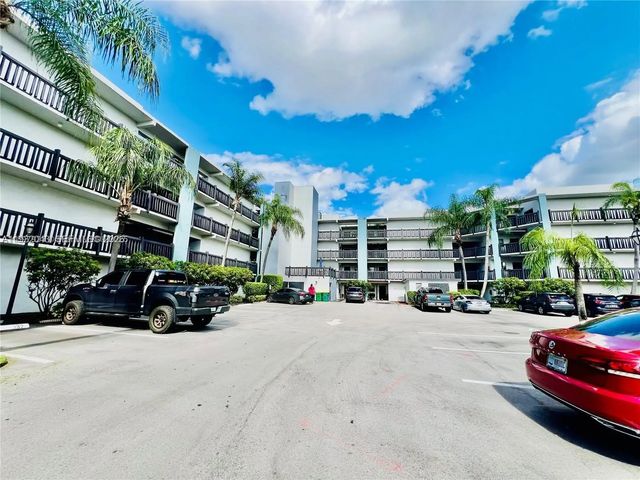 3 of 44 - 1021 Mockingbird Lane #215, Plantation, FL