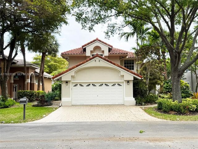 610 Misty Oaks Lane, Pompano Beach