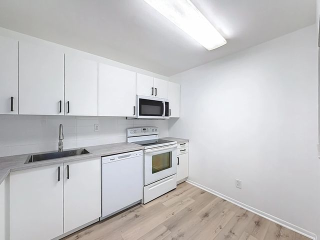 4 of 30 - 961 Nw 45th Street #3, Deerfield Beach, FL