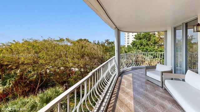 4 of 38 - 10155 Collins Avenue #410, Bal Harbour, FL