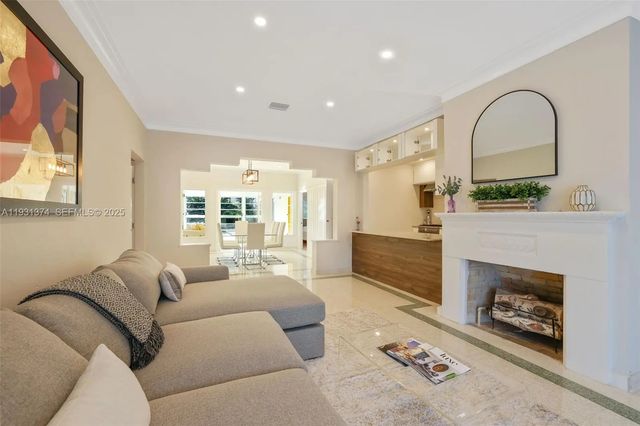 5 of 47 - 3760 Royal Palm Avenue, Miami Beach, FL