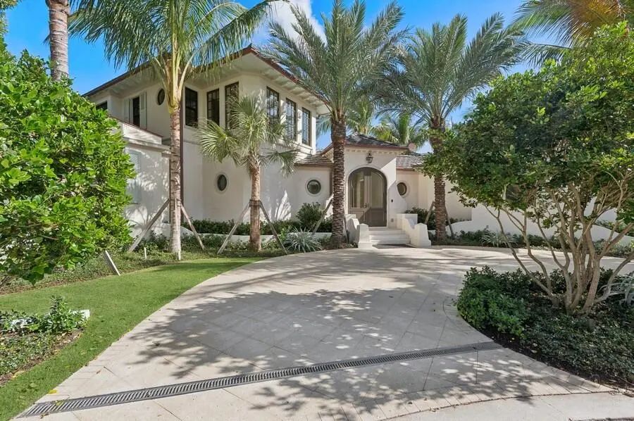 433 Antigua Lane, Palm Beach