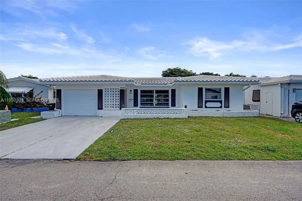 5810 Nw 81st Avenue, Tamarac