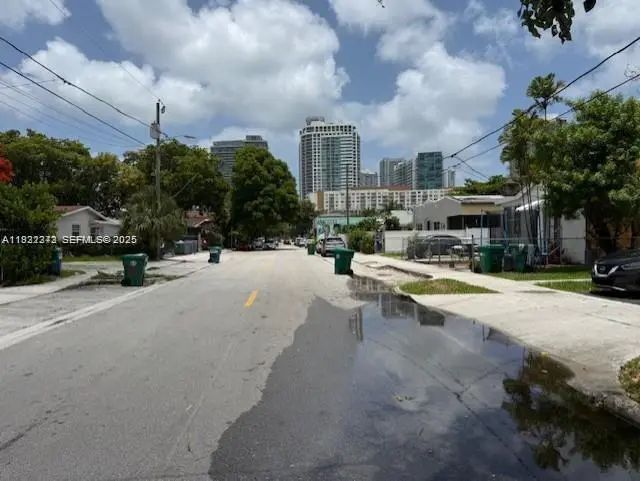 2 of 13 - 67 Nw 34th Street, Miami, FL